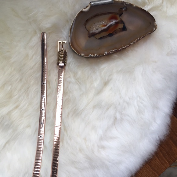 Accessories - Metallic rose gold belt - never worn!